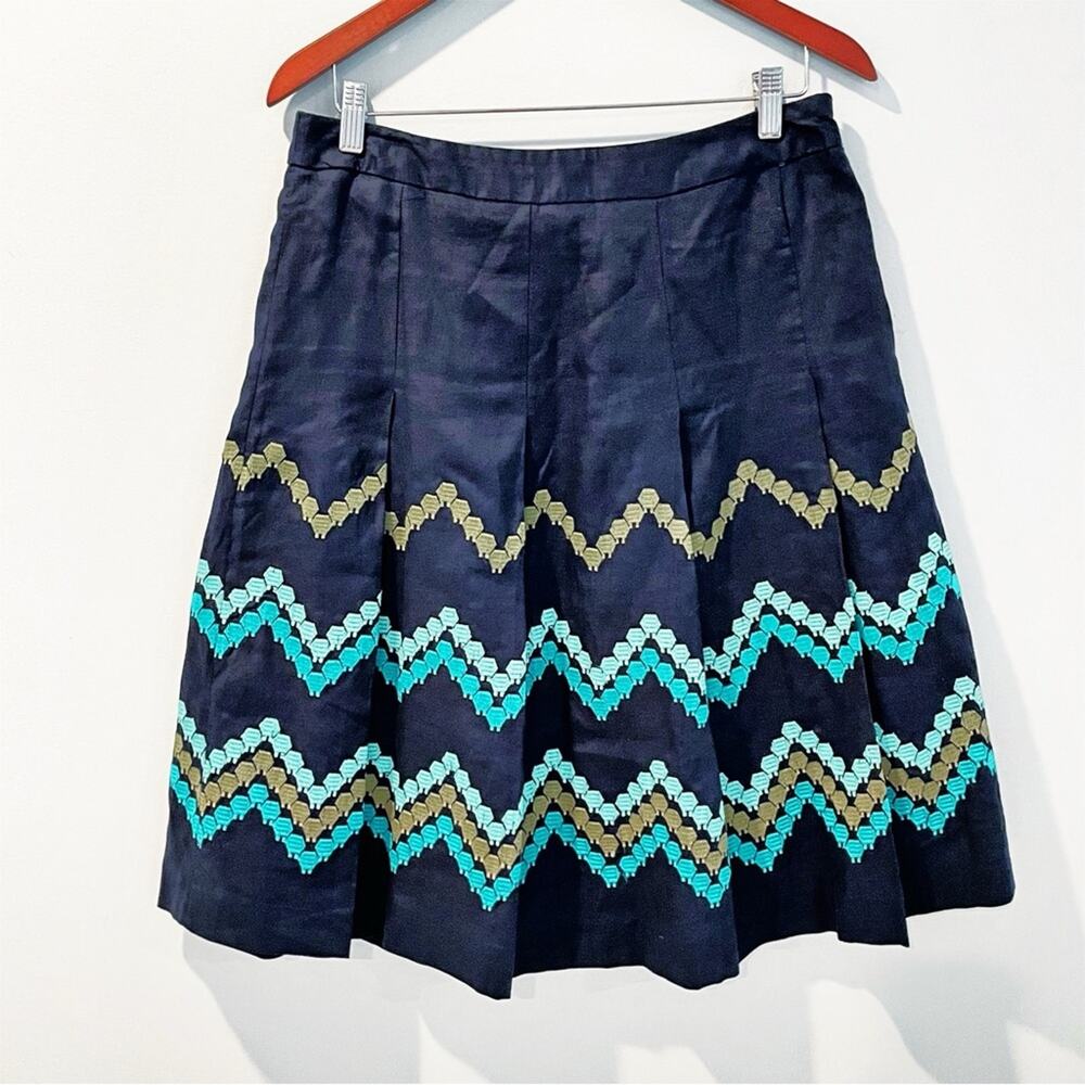 Dress Barn Linen Pleated Chevron Skirt Navy Blue Size 10 EUC